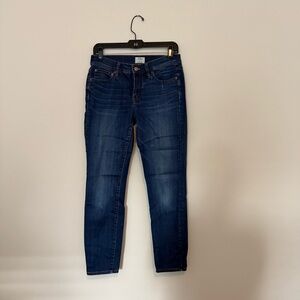 J. Crew Women’s Blue Skinny Jeans Classic Fit - 8” Toothpick Size 27
